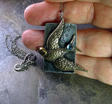 Sterling silver bird pendant with Apatite gemstone - Dream