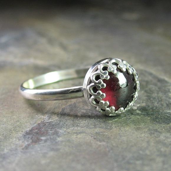 Garnet ring with filigree bezel - Cranberry Jubilee